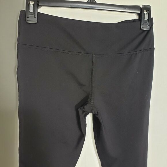 Reebok Womens Pants Size Small Cropped Capri Leggings Stretch Workout Black - Picture 5 of 11